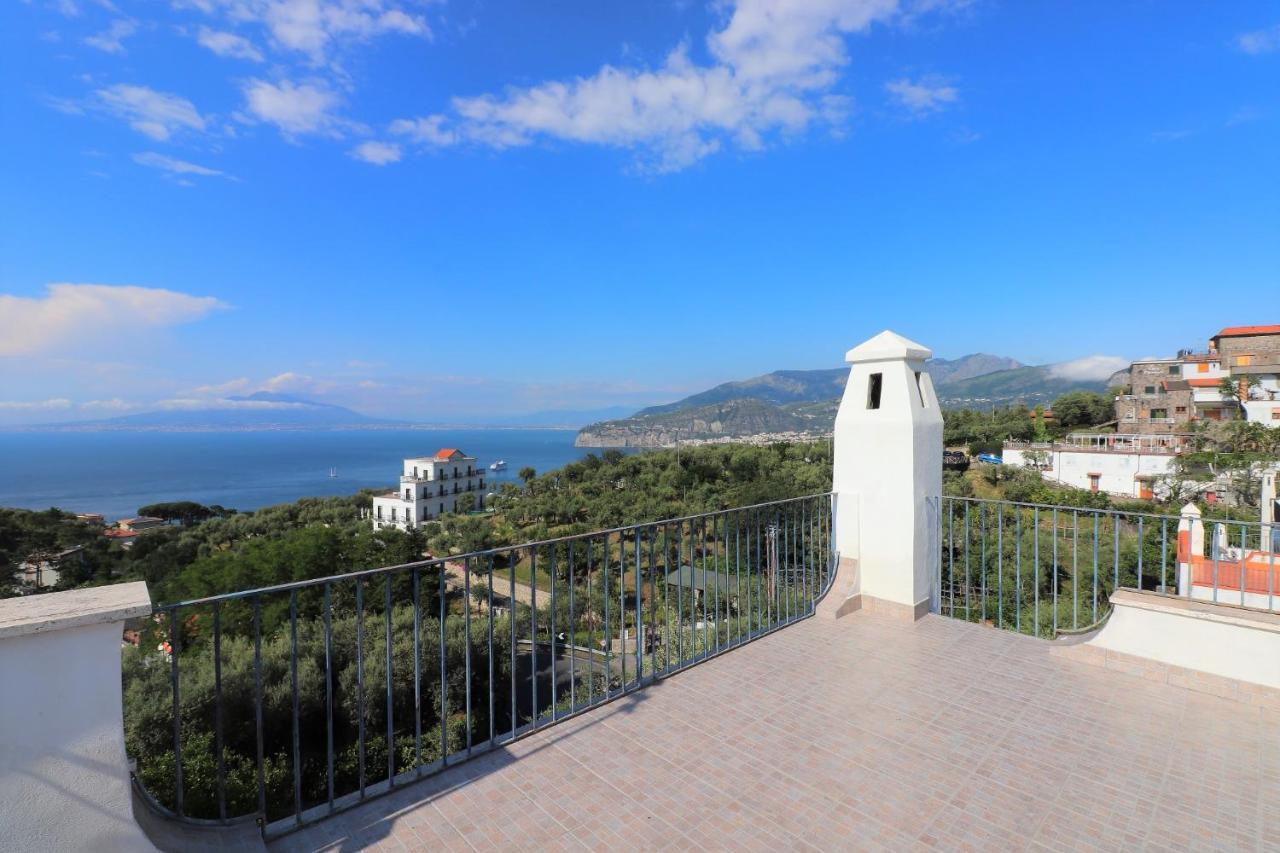 La Casetta Di Emma Sorrento Kültér fotó